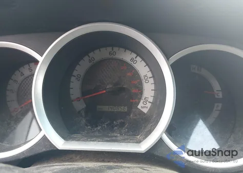 2011 Toyota Tacoma Prerunner V6 z USA, uszkodzony, nr VIN 5TFTU4GN0BX008328